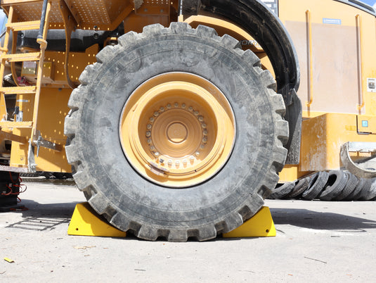 Polyurethane Wheel Chock, 47″-86″ Tires MODEL