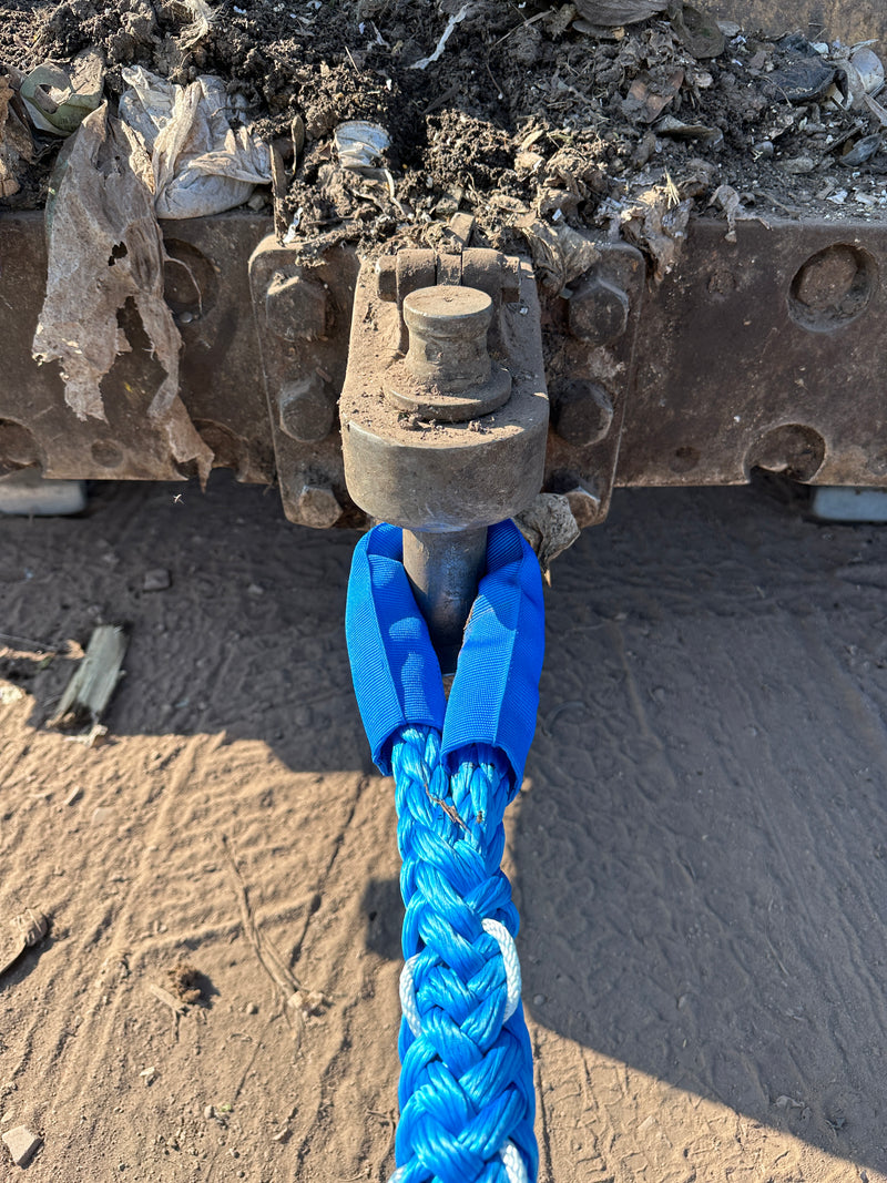 Load image into Gallery viewer, Seller&#39;s Choice Bundle: 12&#39; X 1-1/4&quot; Bigger Blue Monster Tow Rope with Bubba Rope Mega Gator-Jaw Pro Soft Shackles
