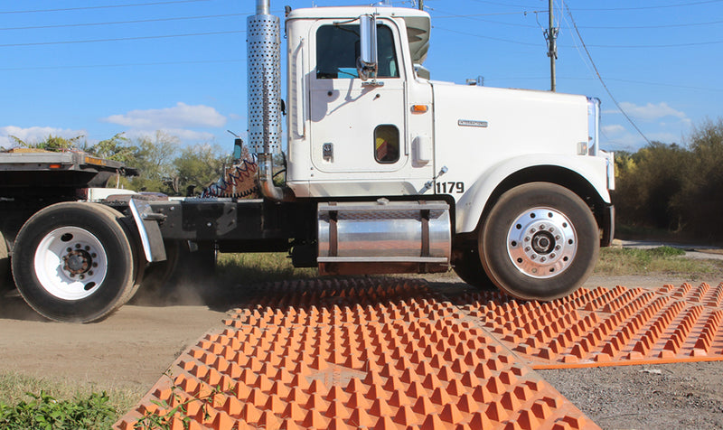 Load image into Gallery viewer, DiamondTrack™ – Advanced Composite Trackout Mat System--105353
